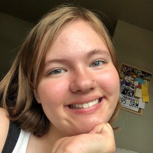 Meet your Posher, Emma